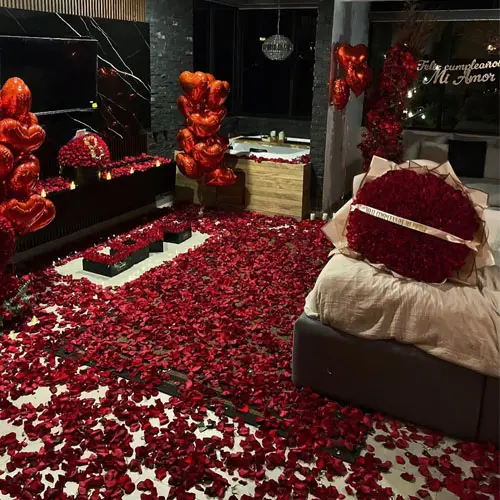 petalos rosas para cumpleaños decoracion de habitacion cita sorpresa romantica en guatemala